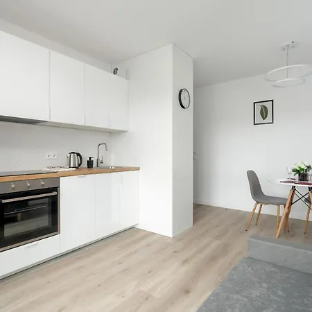 Nowoczesny Apartament Dla 2 Doroslych I 2 Dzieci Parking By Renters *