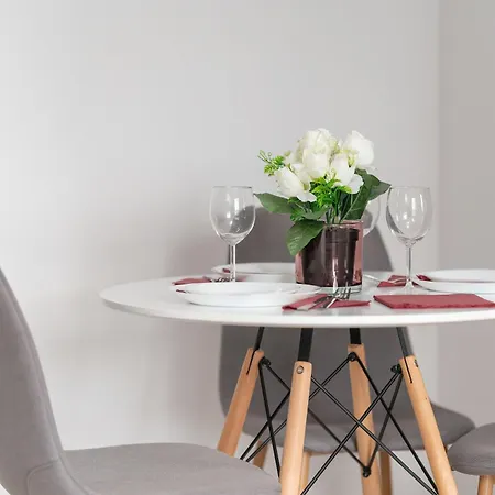 Nowoczesny Apartament Dla 2 Doroslych I 2 Dzieci Parking By Renters *